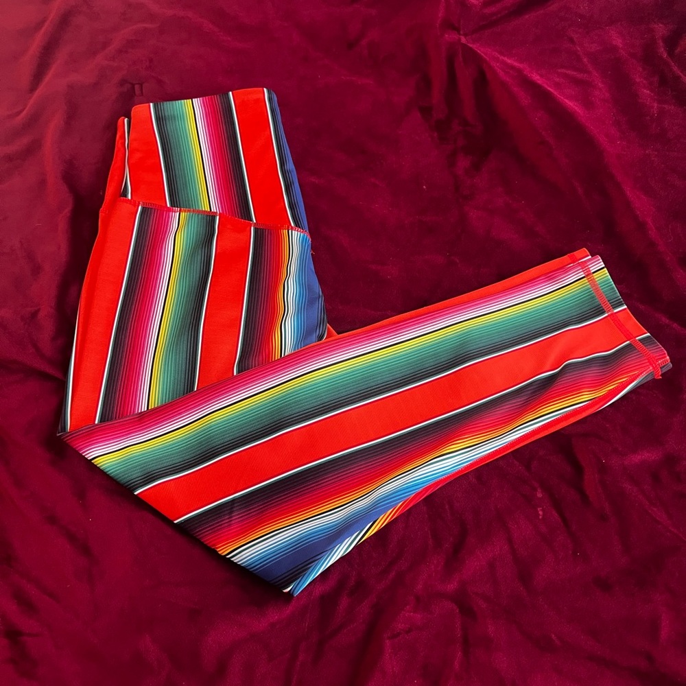 Ranch Dress’n 7/8 serape legging - size L